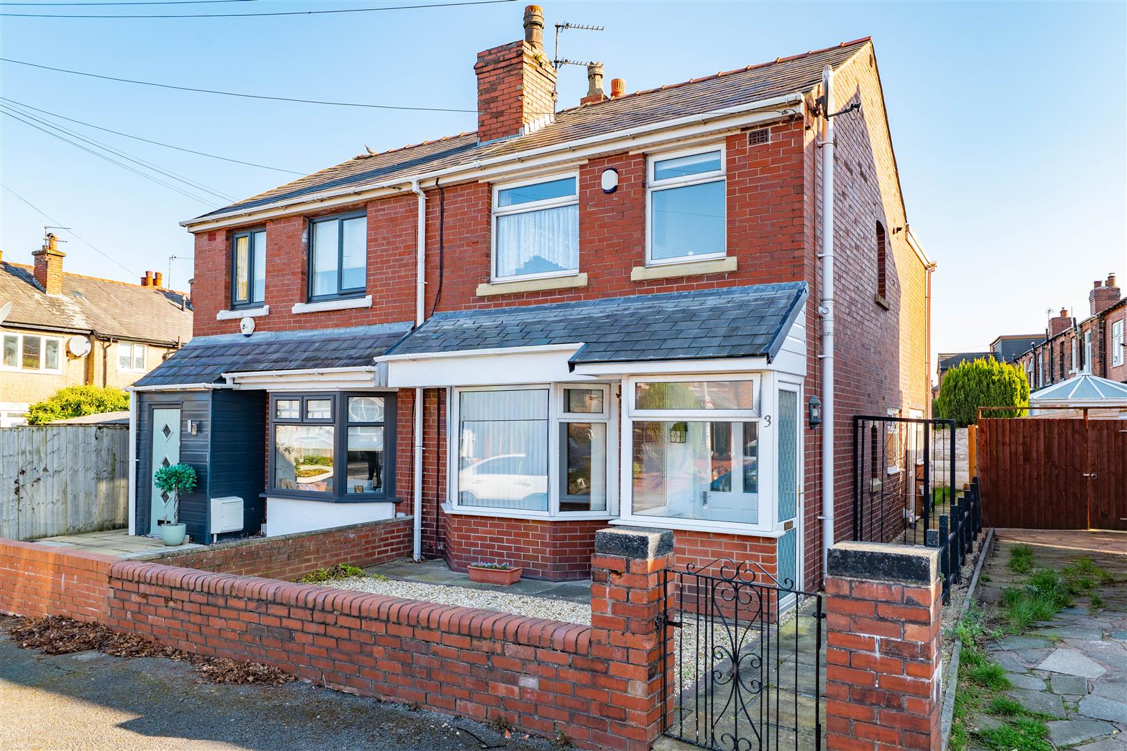 3 bed property in Oakwood Road, Chorley